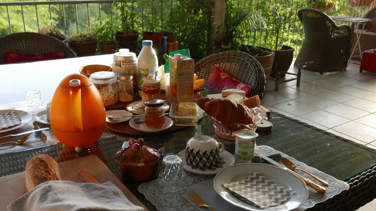 Le Dormeur Du Val Panzió Le Mas-dʼAgenais Kültér fotó